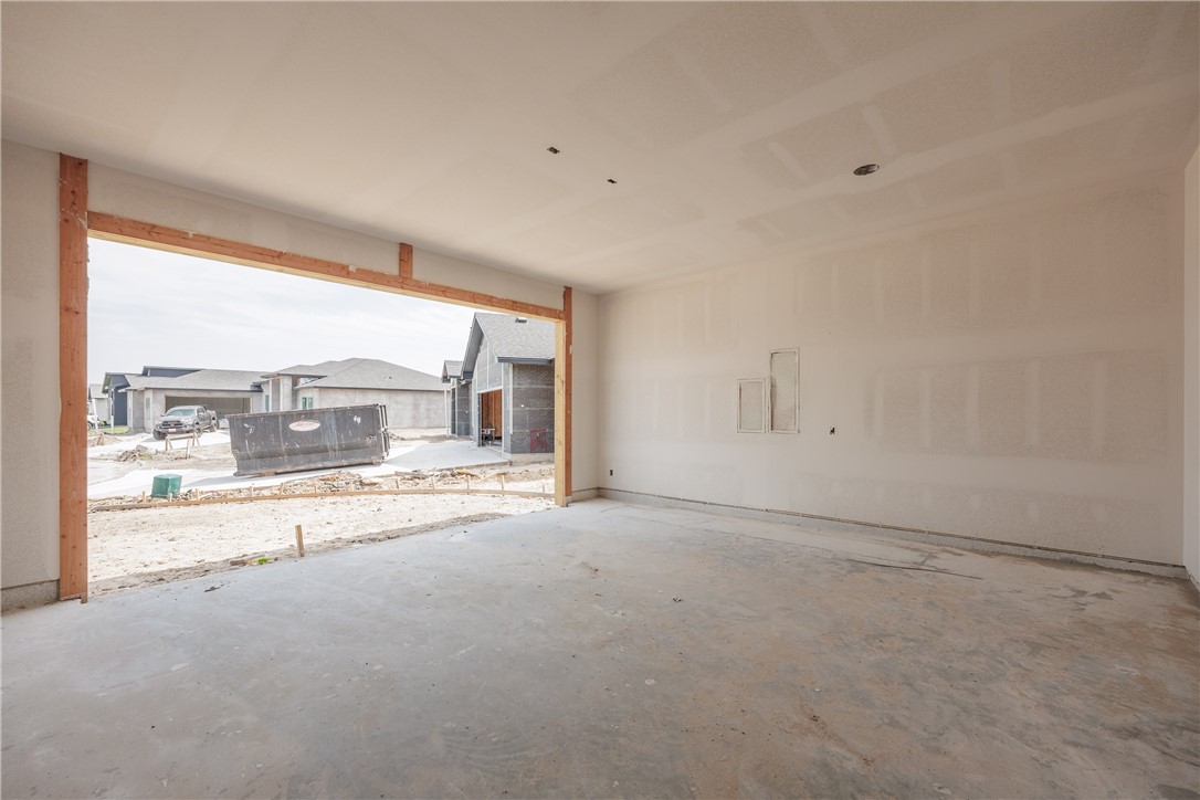 1493 Dragonstone Ct Property Photo 32