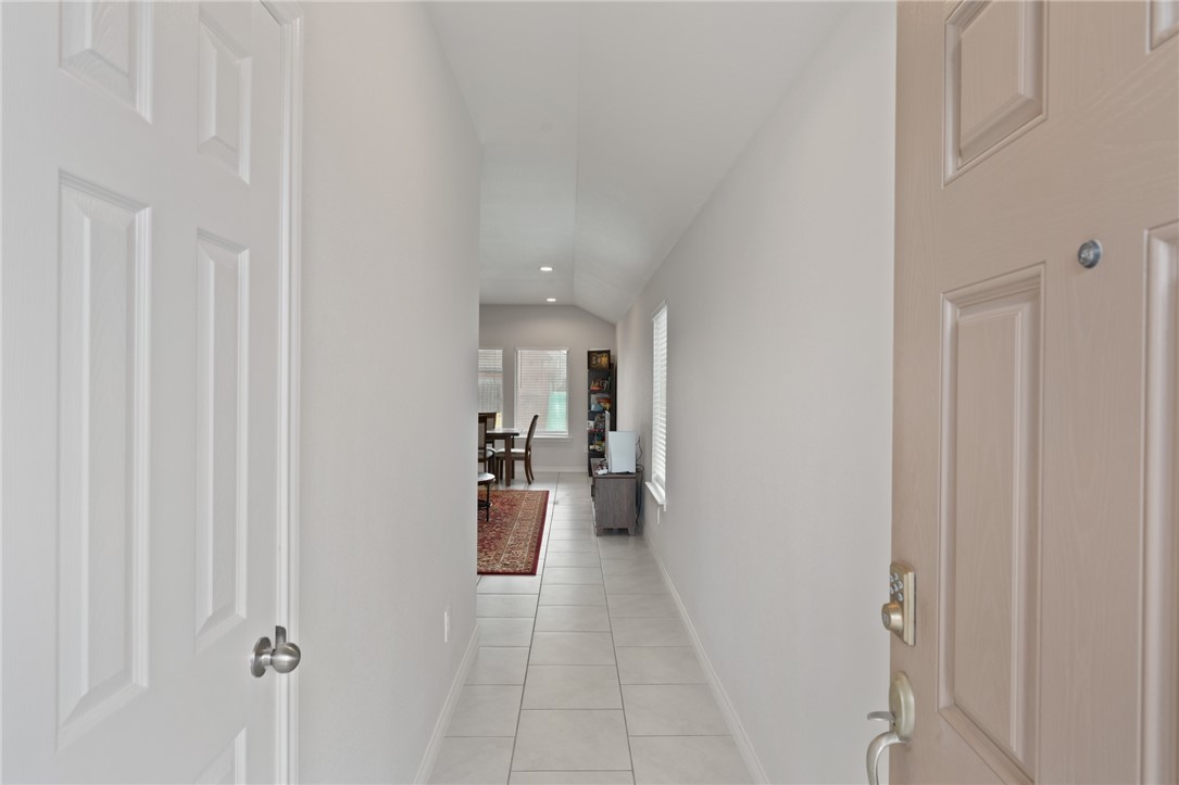 3934 Banily Dr Property Photo 3