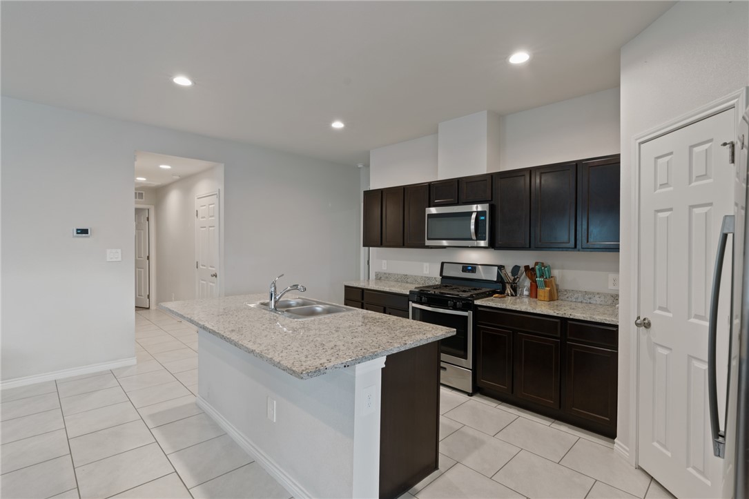3934 Banily Dr Property Photo 10