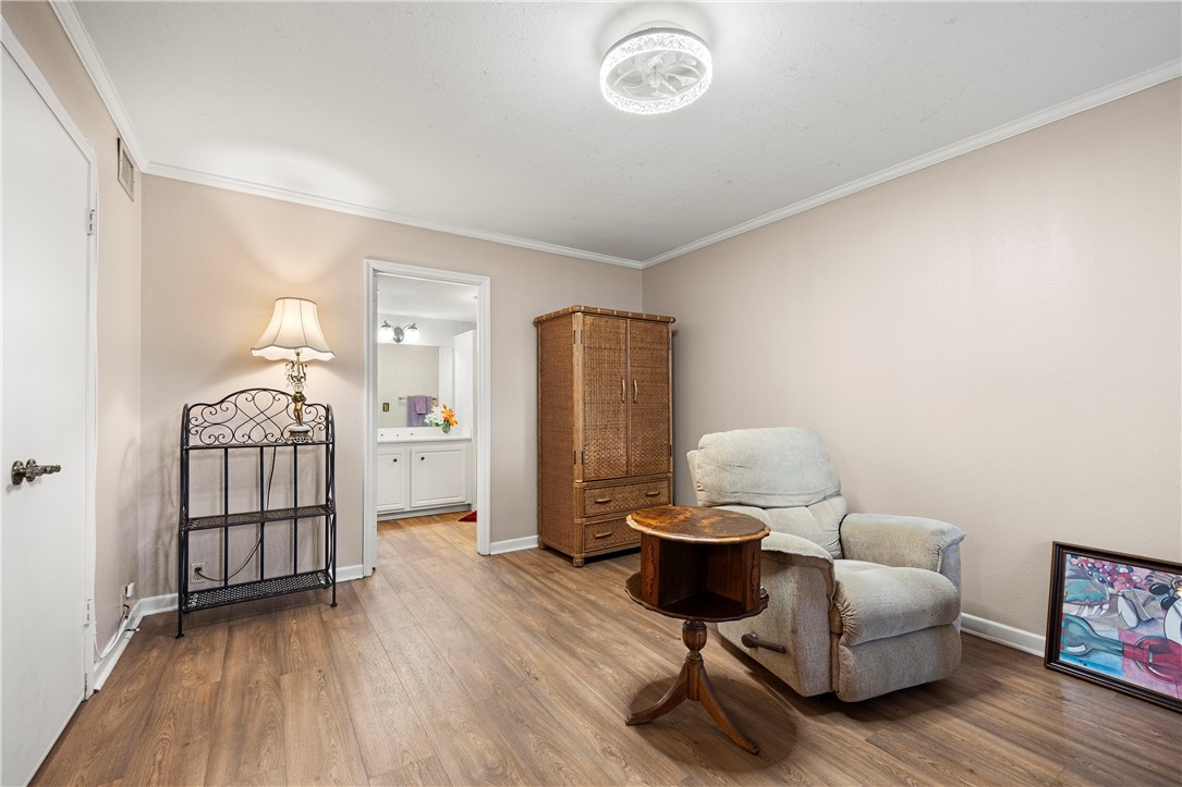 136 Lake Shore Dr Property Photo 13