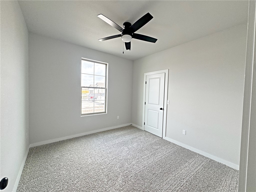 2650 Lady Andrea Dr Property Photo 8