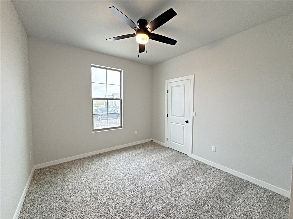 2650 Lady Andrea Dr Property Photo 8