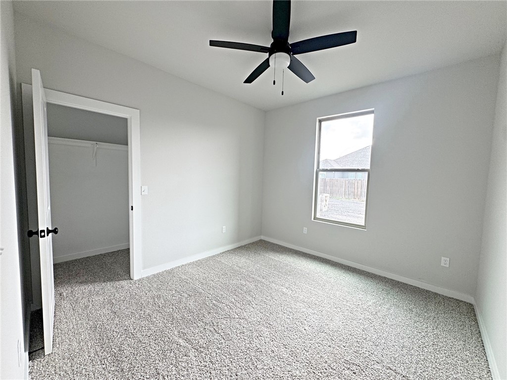 2650 Lady Andrea Dr Property Photo 12