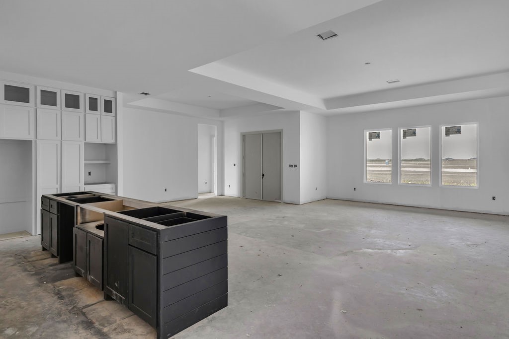 1482 Dragonstone Ct Property Photo 3