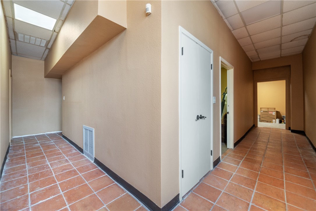 2930 Leopard St Property Photo 20
