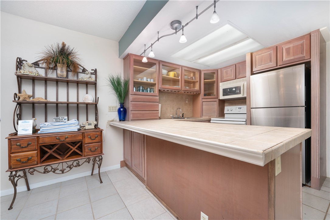 14810 Windward Dr 102 Property Photo 15