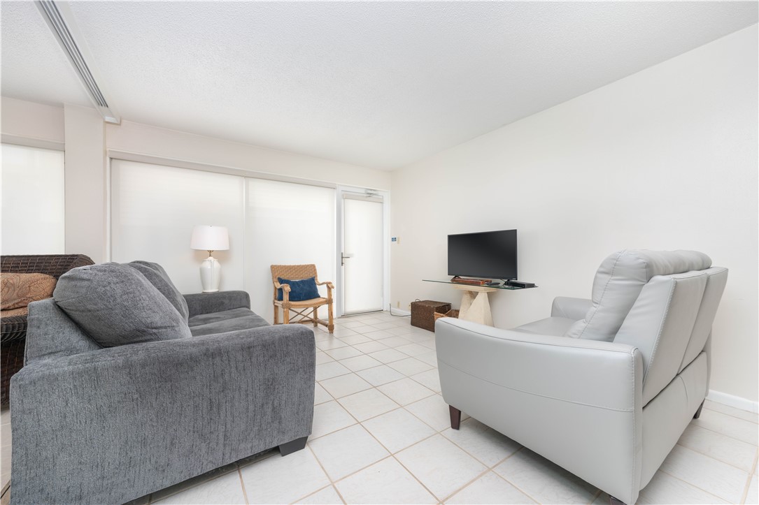 14810 Windward Dr 102 Property Photo 19