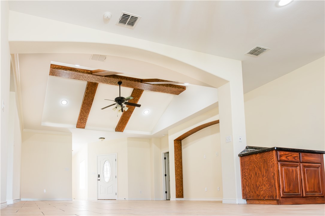 1397 Virginia Ave Property Photo 4