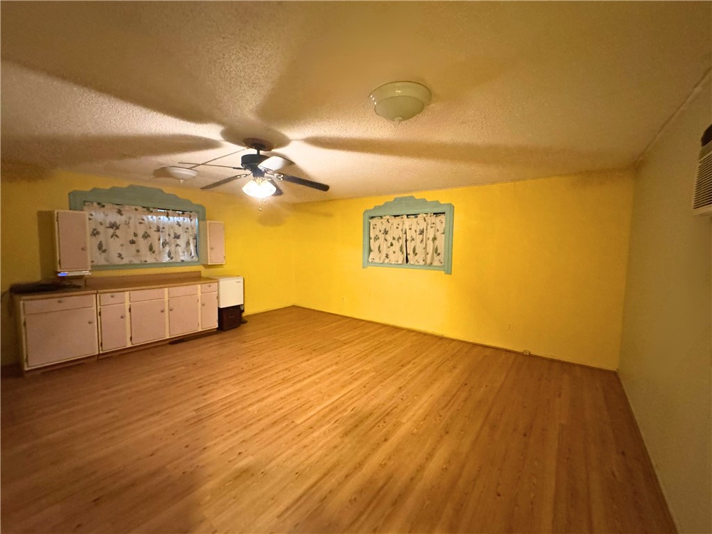 518 Dolphin Pl Property Photo 12