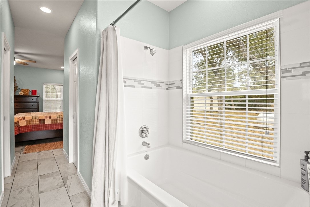55 12th St Property Photo 19