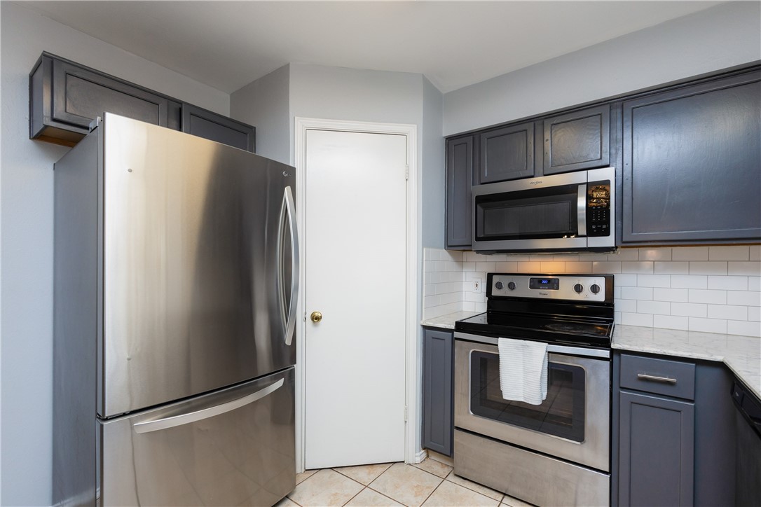 3022 Edmonton Dr Property Photo 10
