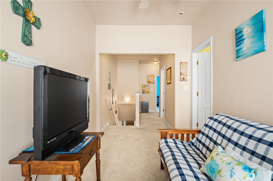 14901 Windward Dr 403 Property Photo 14