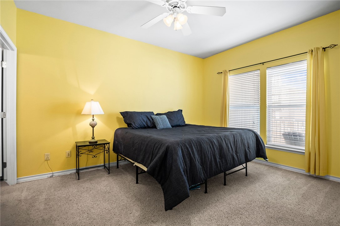 14901 Windward Dr 403 Property Photo 16