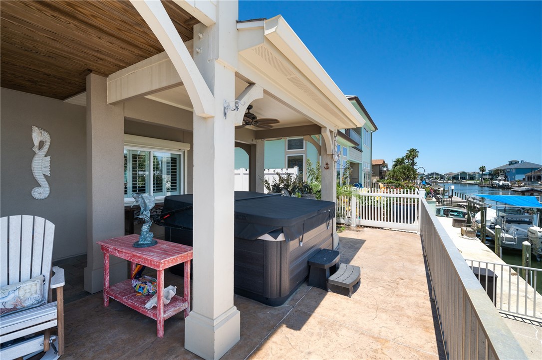 316 Lands End St Property Photo 32