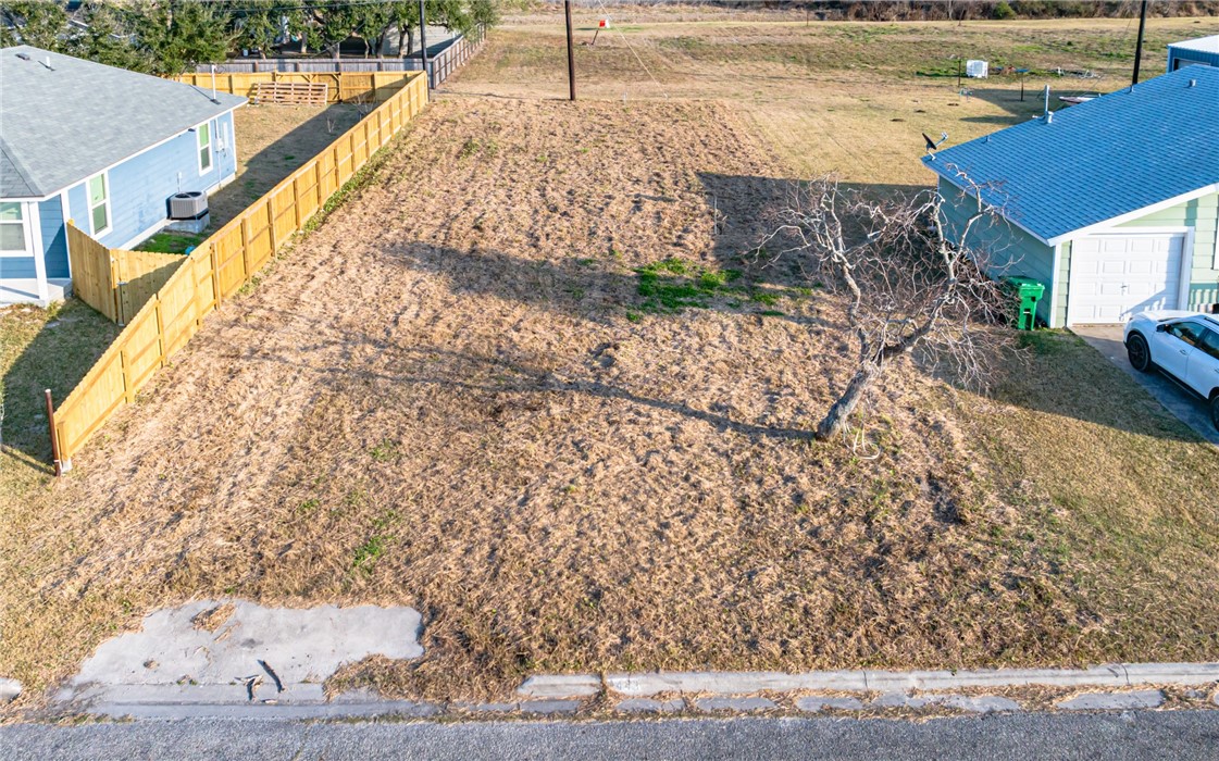 1443 S Mccampbell St Property Photo 5