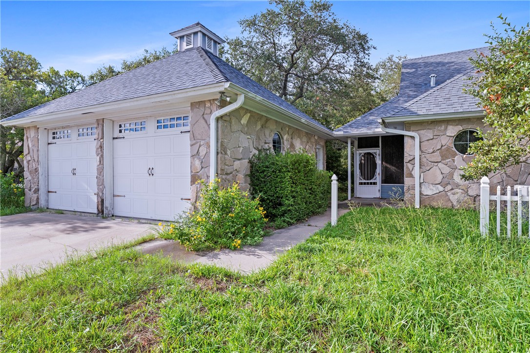 2500 Turkey Neck Circ Property Photo 5