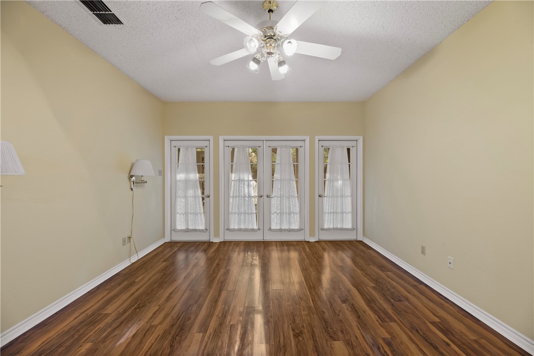 2500 Turkey Neck Circ Property Photo 27