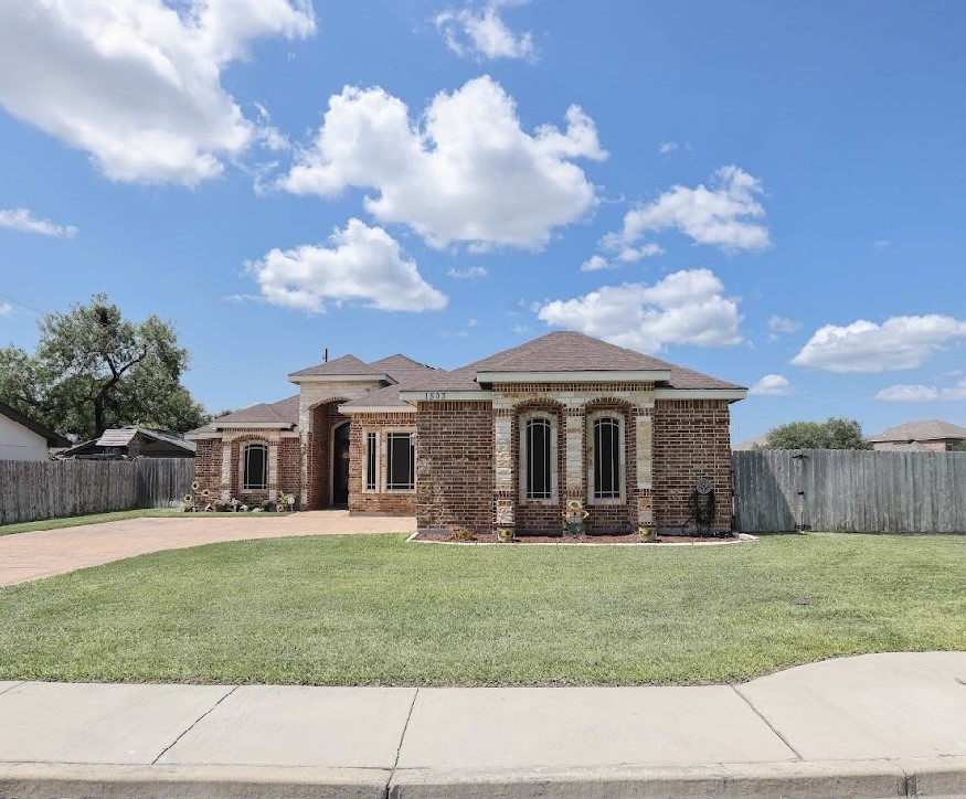 1503 Lewis Property Photo 1