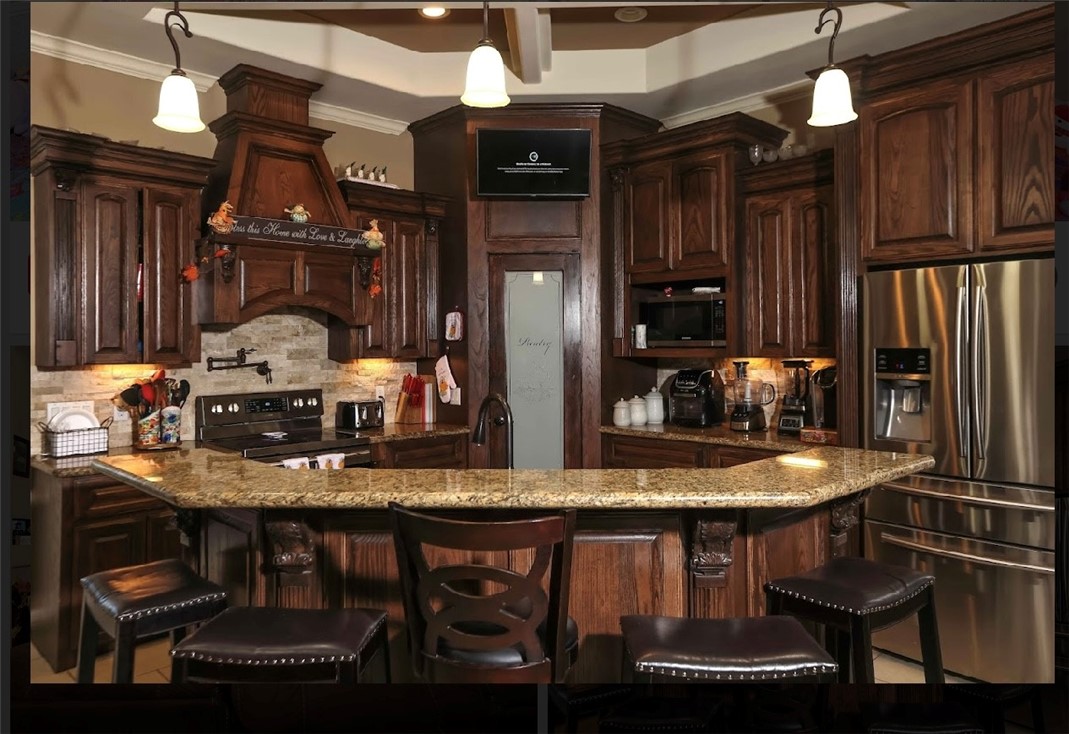 1503 Lewis Property Photo 6