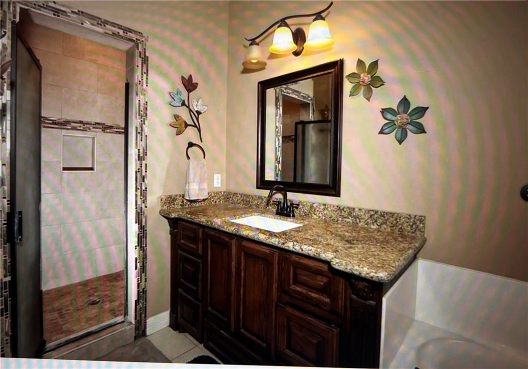 1503 Lewis Property Photo 15