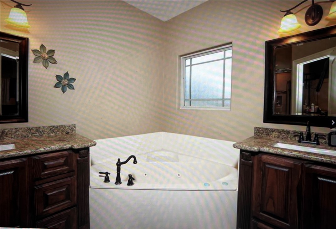 1503 Lewis Property Photo 16
