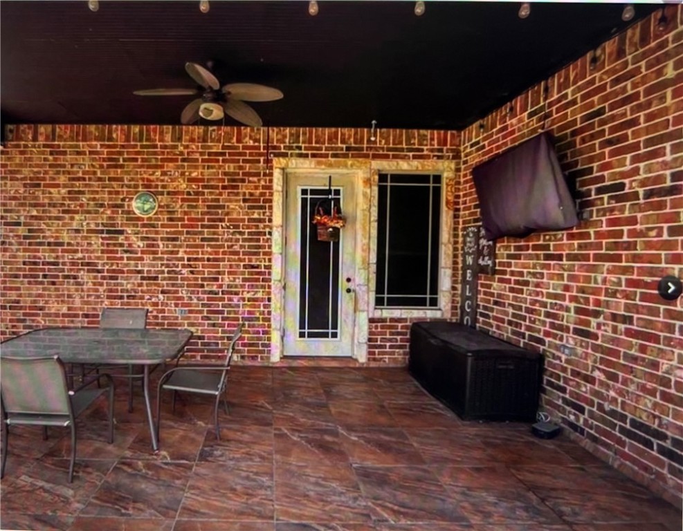 1503 Lewis Property Photo 17
