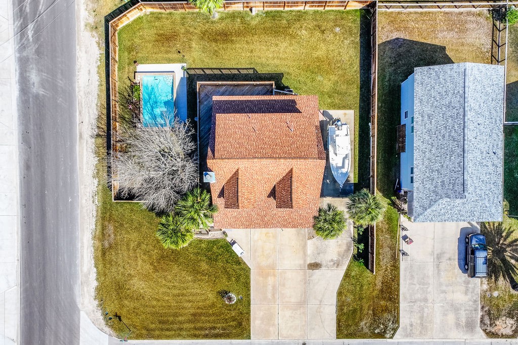660 Sandollar Circle Property Photo 8