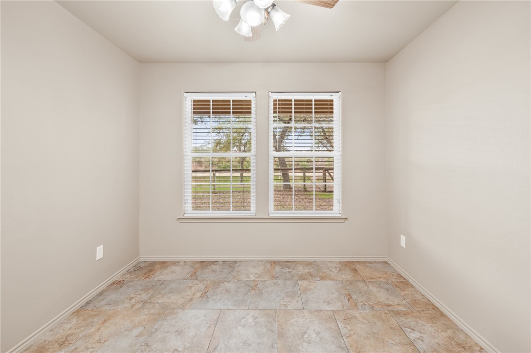 125 Pecan Harbor St Property Photo 14