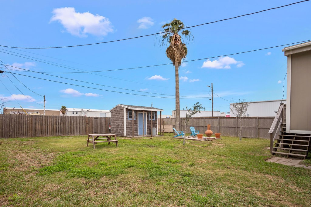 607 S Gulf St Property Photo 5