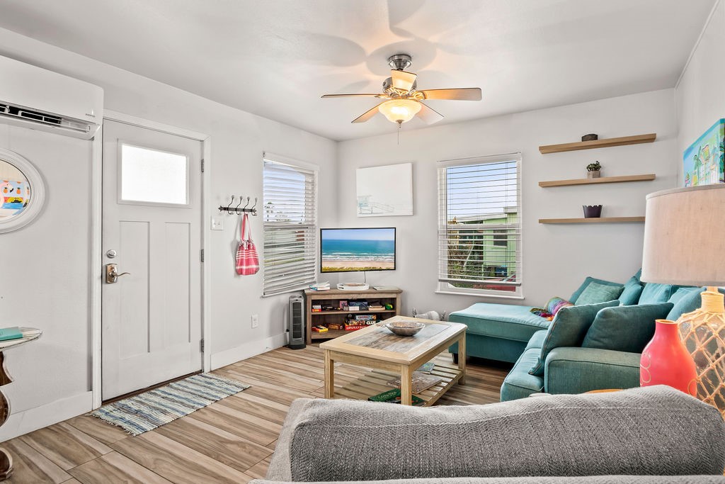 607 S Gulf St Property Photo 9