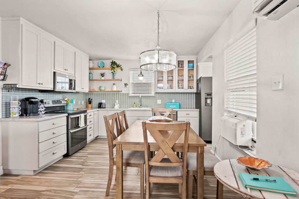 607 S Gulf St Property Photo 12