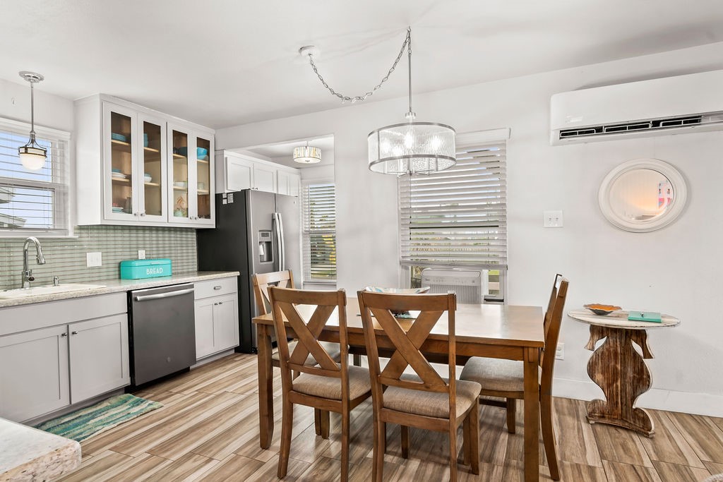 607 S Gulf St Property Photo 13