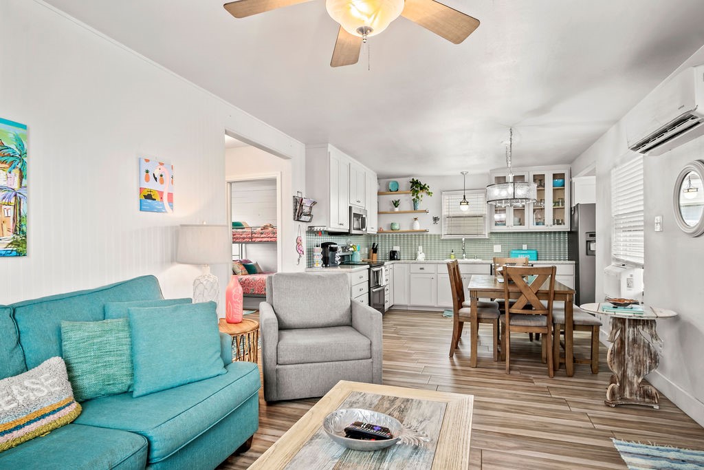 607 S Gulf St Property Photo 17