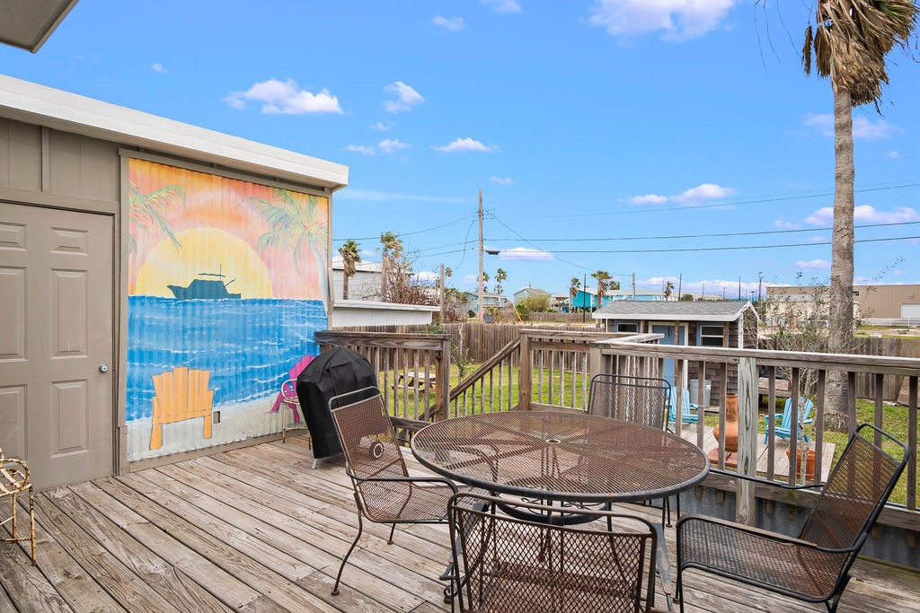 607 S Gulf St Property Photo 28