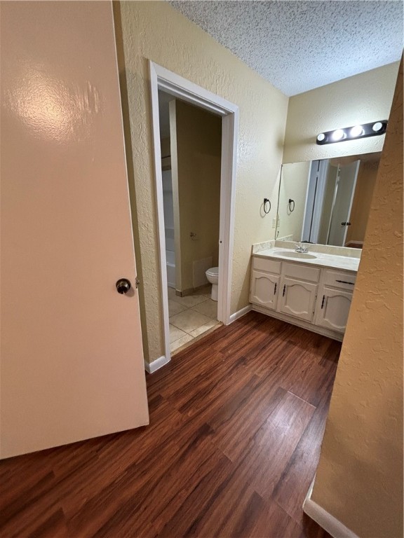 4206 Walnut Hills Dr D Property Photo 10