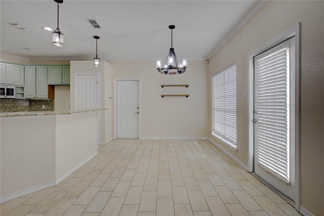 7030 Chiswick Dr Property Photo 13