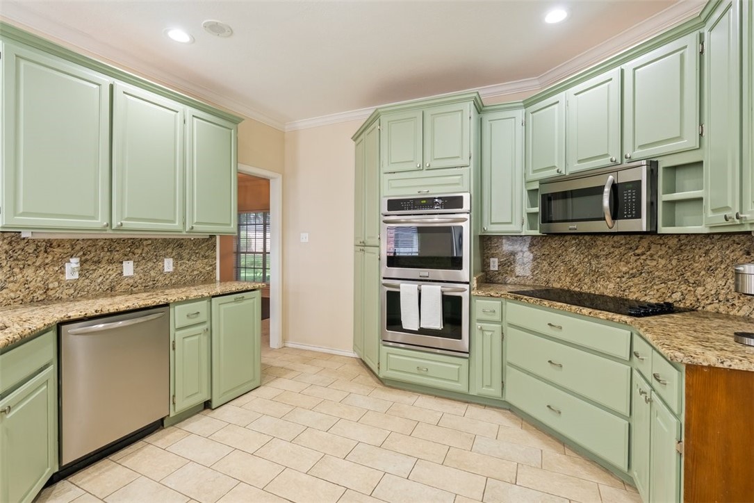 7030 Chiswick Dr Property Photo 15