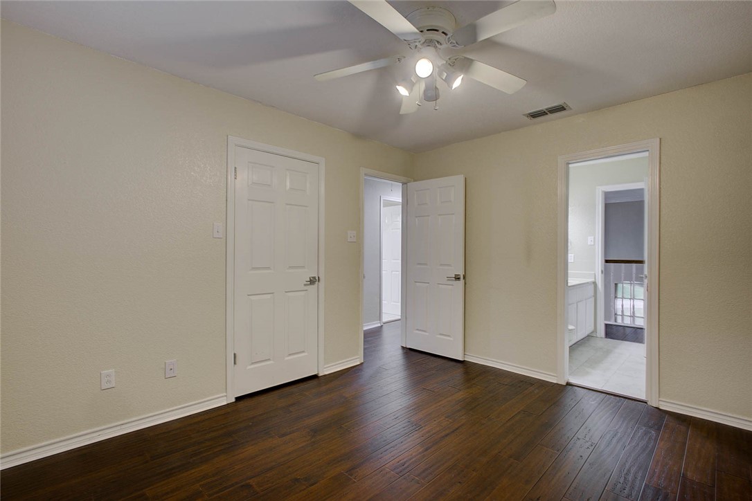 7030 Chiswick Dr Property Photo 23