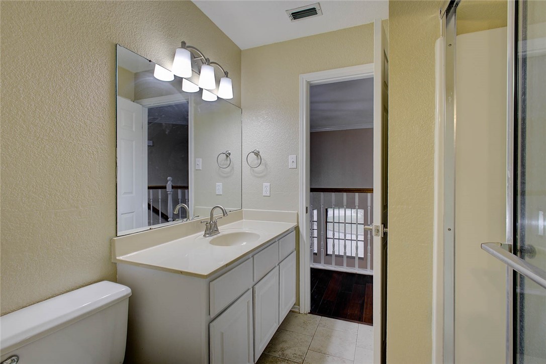 7030 Chiswick Dr Property Photo 24