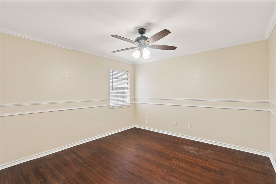 7030 Chiswick Dr Property Photo 24