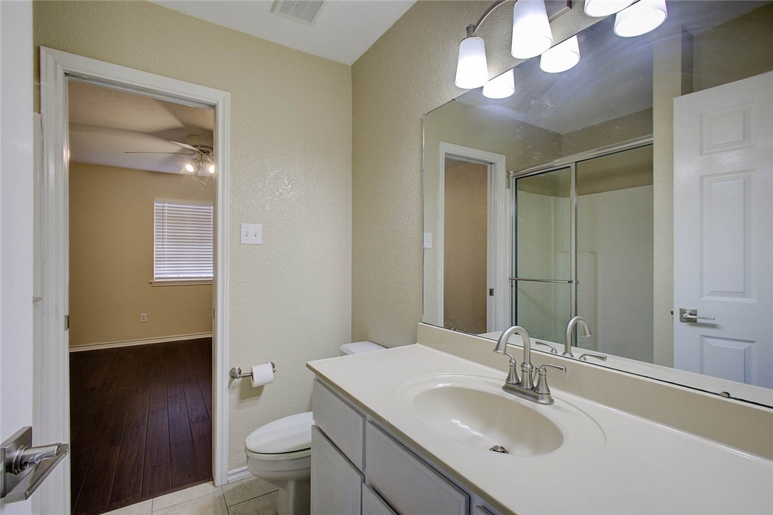 7030 Chiswick Dr Property Photo 25