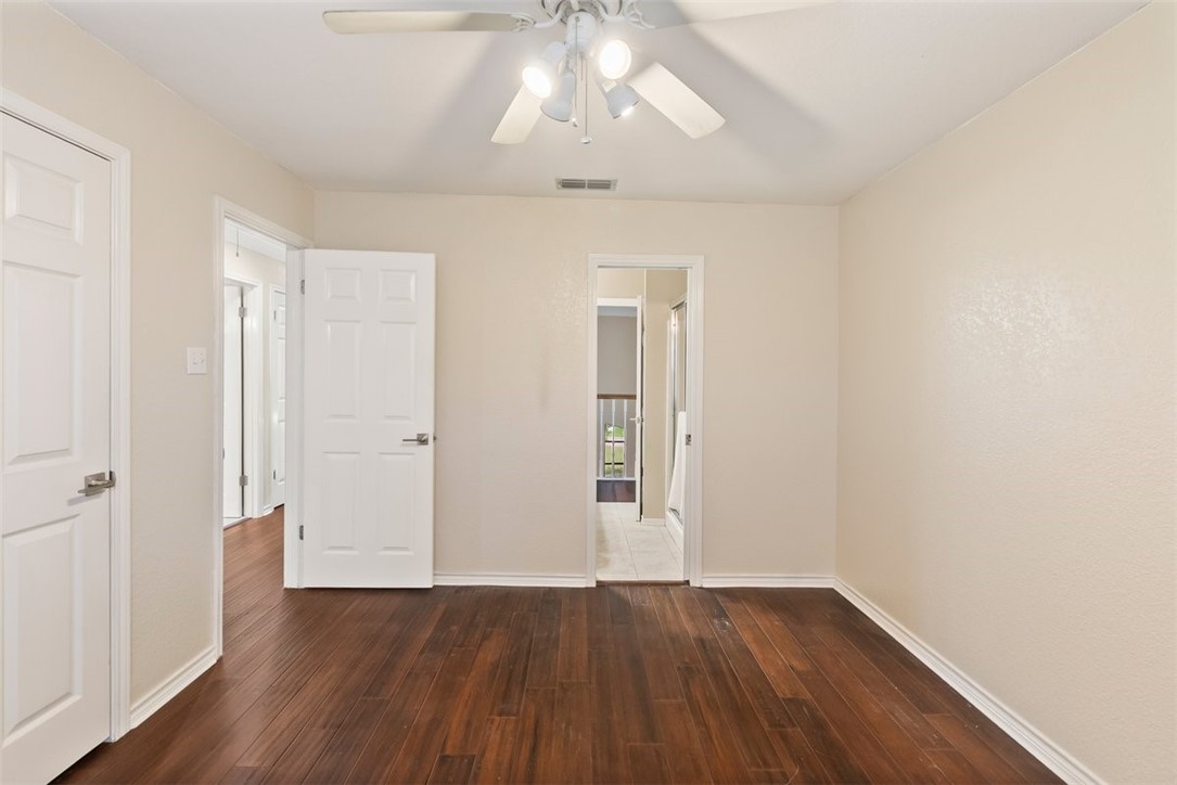 7030 Chiswick Dr Property Photo 25