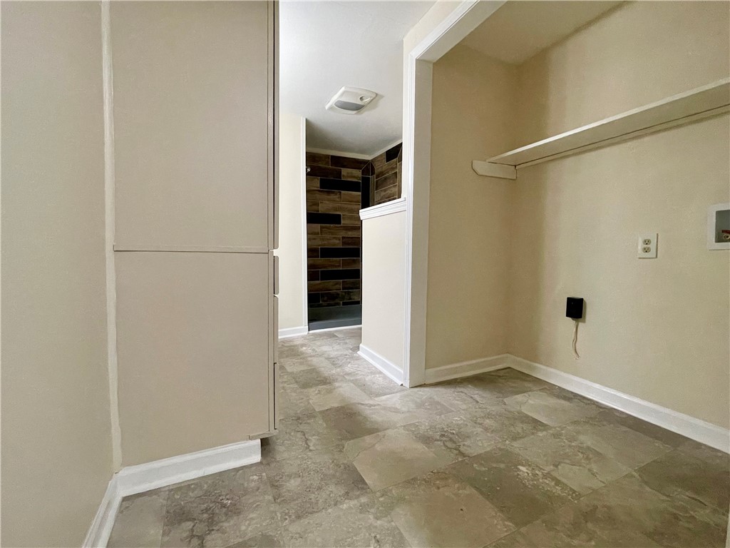 3030 Waldron Property Photo 13