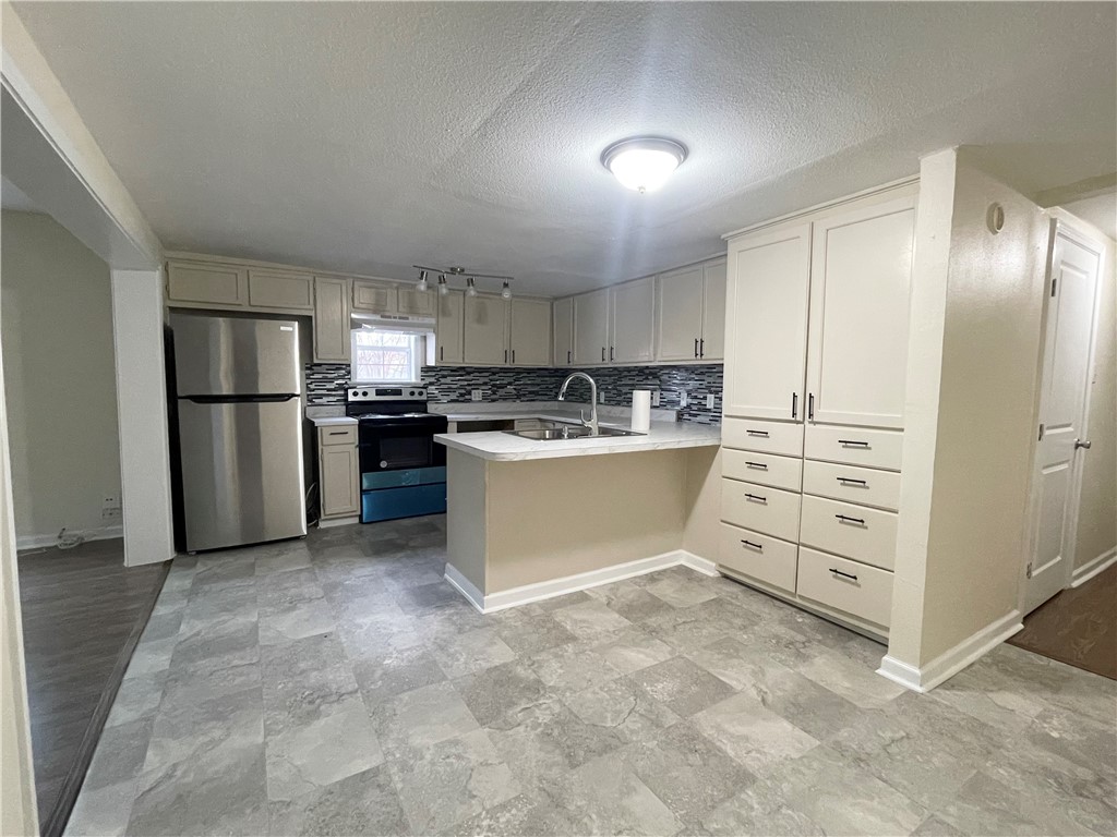 3030 Waldron Property Photo 18