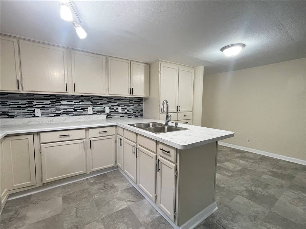 3030 Waldron Property Photo 19