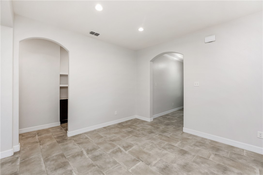7454 Seal Beach Ct Property Photo 5