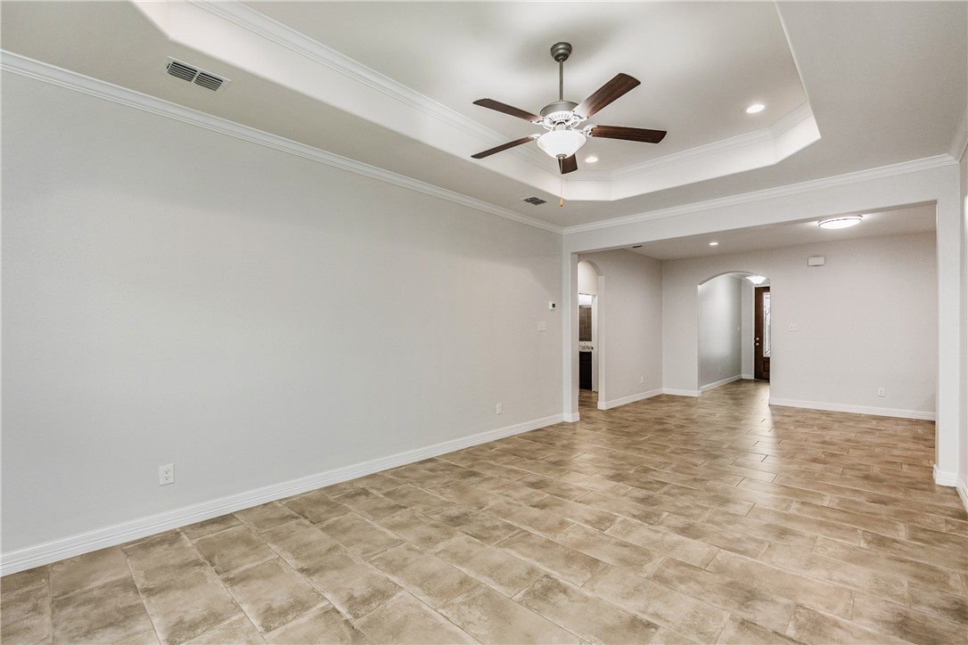 7454 Seal Beach Ct Property Photo 7