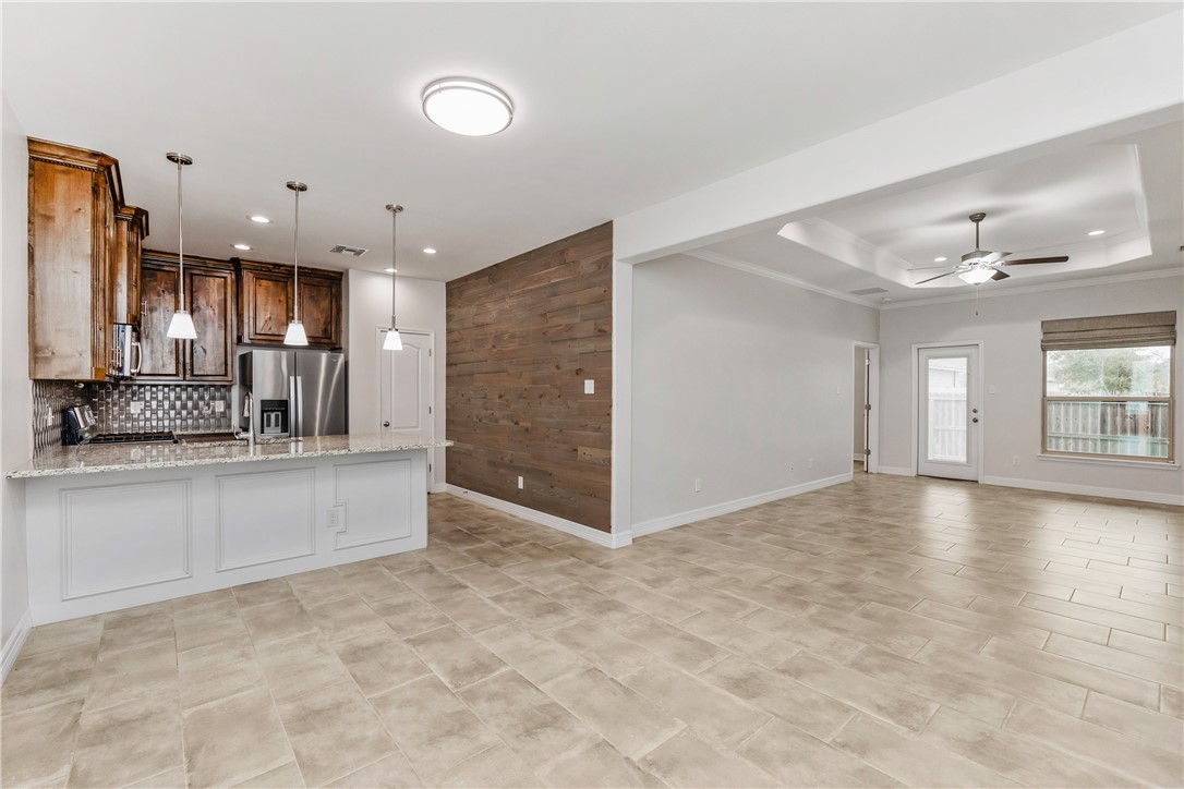 7454 Seal Beach Ct Property Photo 10