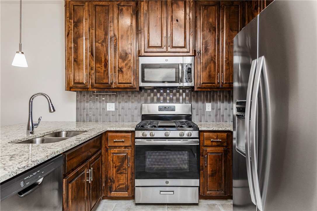 7454 Seal Beach Ct Property Photo 12