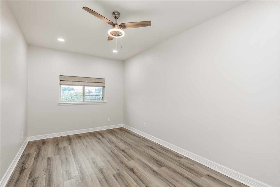 7454 Seal Beach Ct Property Photo 32